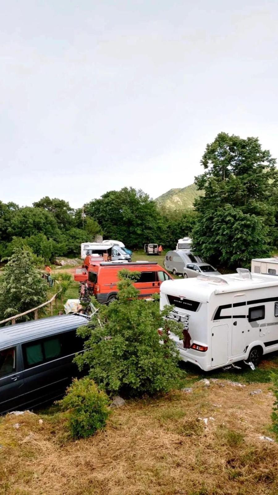 Camp Oaza,Lipa Cetinje Exterior foto