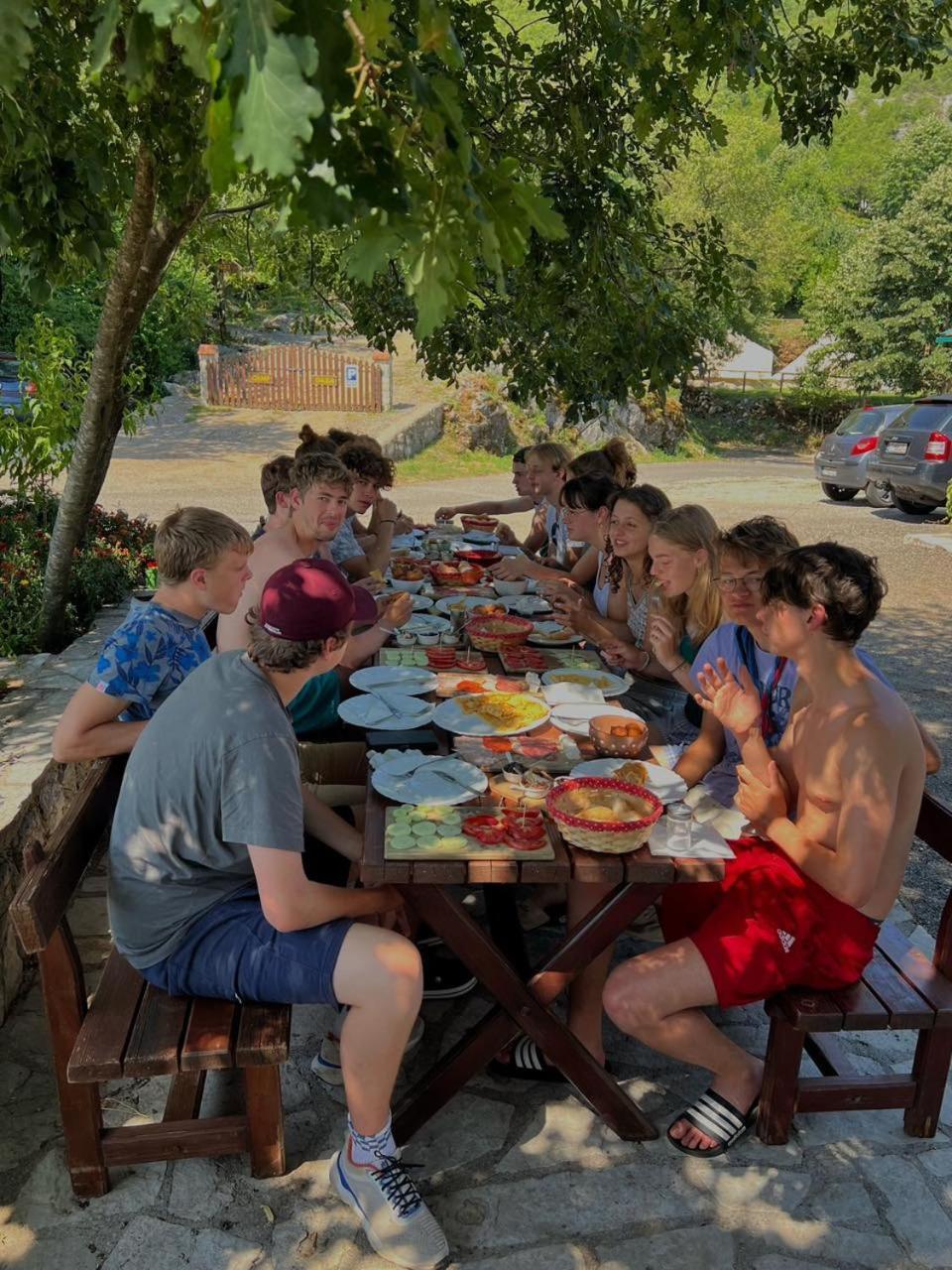 Camp Oaza,Lipa Cetinje Exterior foto